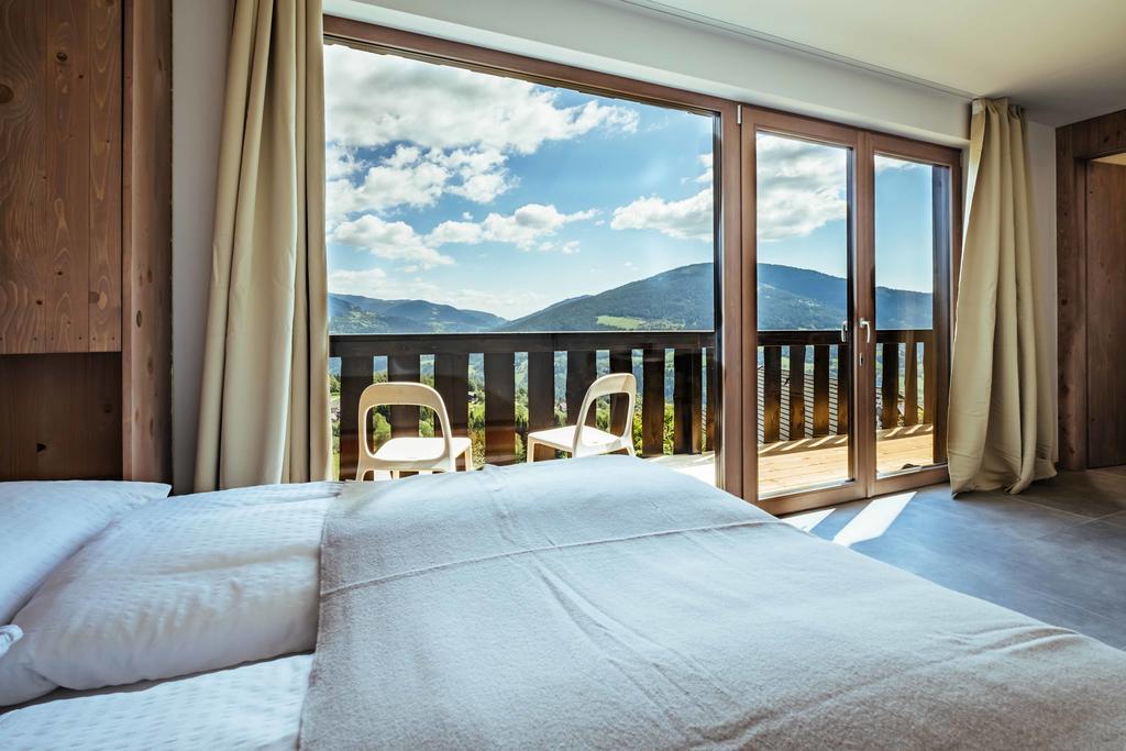 Art-Lodge Kunstpension Afritz Bagian luar foto