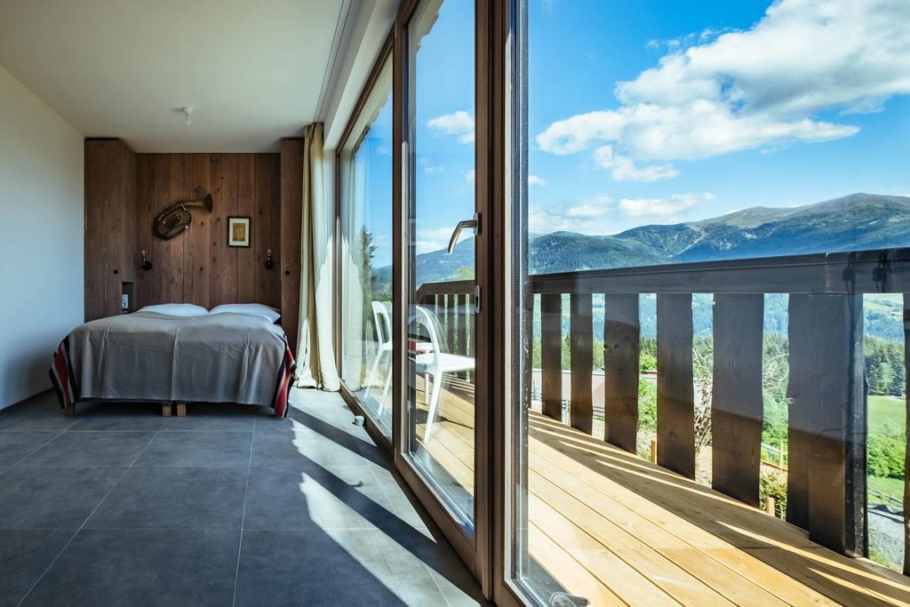 Art-Lodge Kunstpension Afritz Bagian luar foto