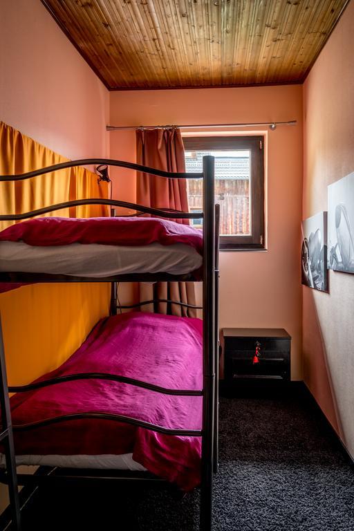 Art-Lodge Kunstpension Afritz Bagian luar foto