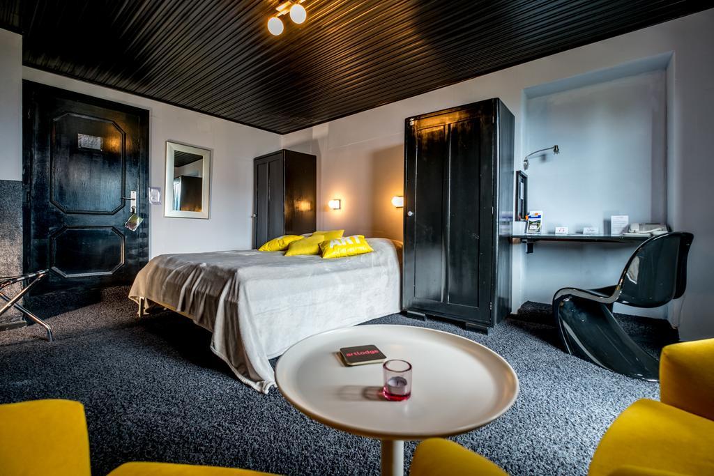Art-Lodge Kunstpension Afritz Bagian luar foto