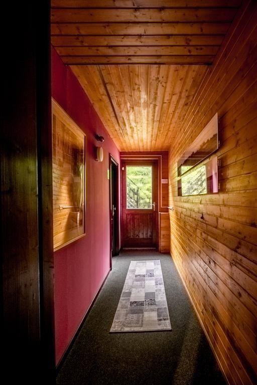 Art-Lodge Kunstpension Afritz Bagian luar foto