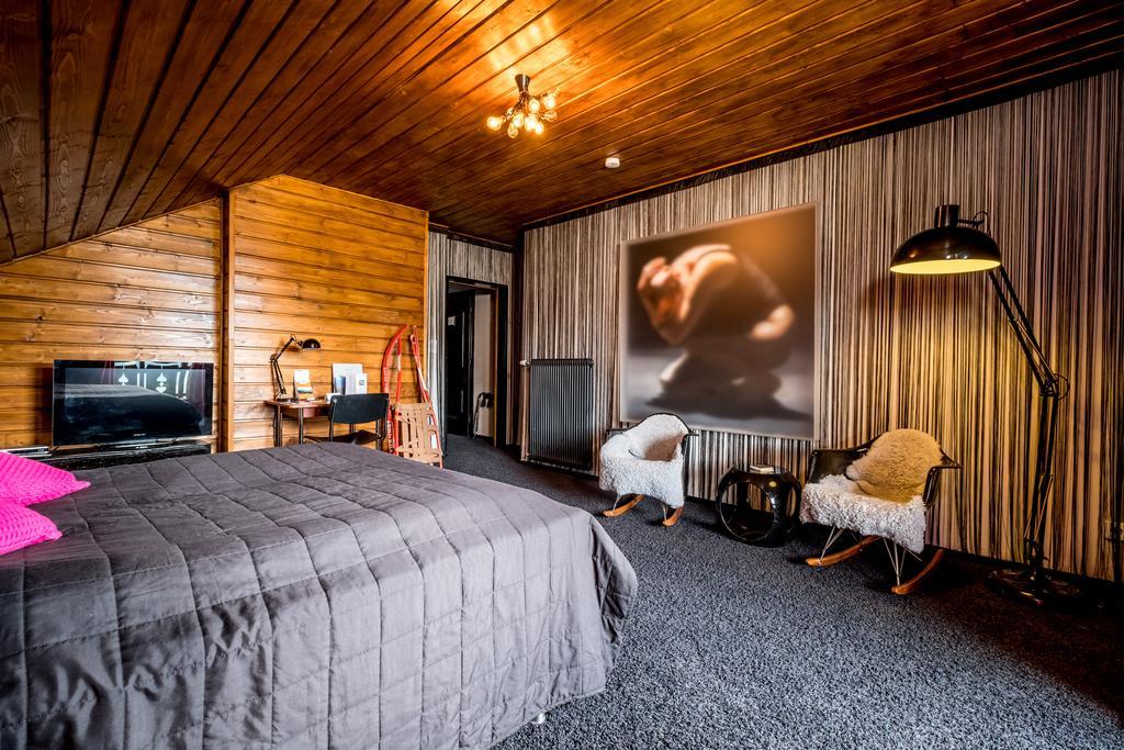 Art-Lodge Kunstpension Afritz Bagian luar foto